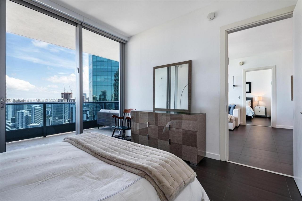 200 Biscayne Boulevard Way , Unit 4812, Miami, FL 33131 Photo