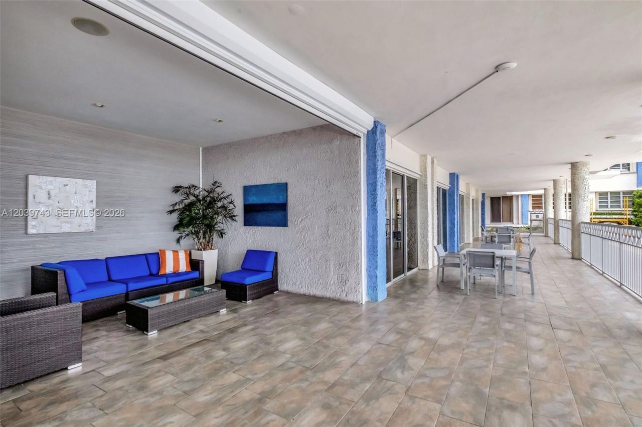 800 West Ave, Unit 533, Miami Beach, FL 33139 Photo