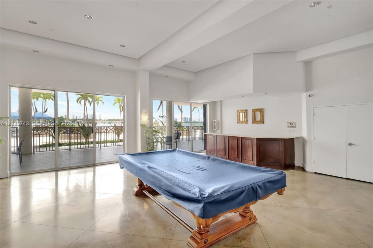 800 West Ave, Unit 533, Miami Beach, FL 33139 Photo