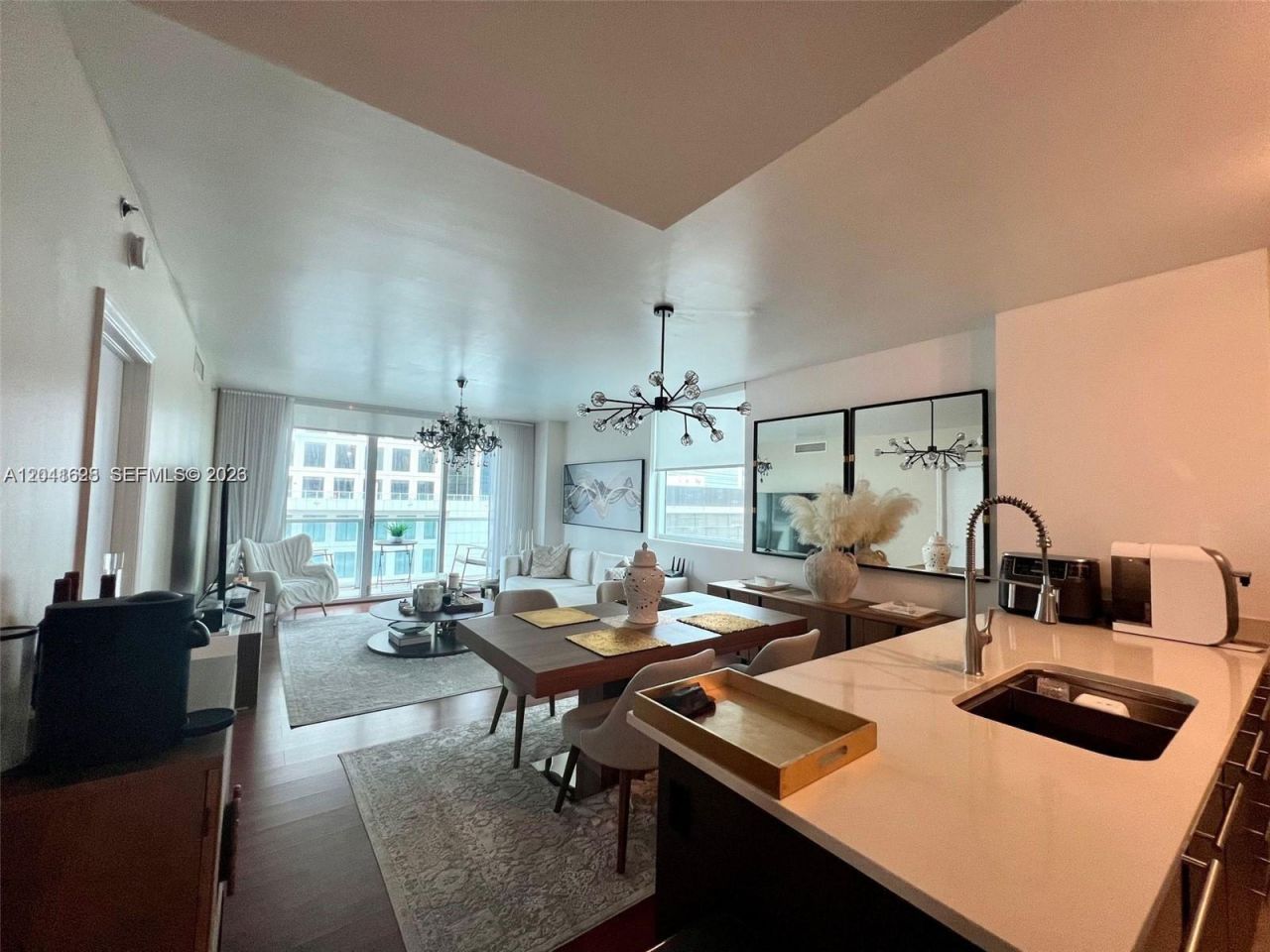500 Brickell Ave, Unit 1410, Miami, FL 33131 Photo