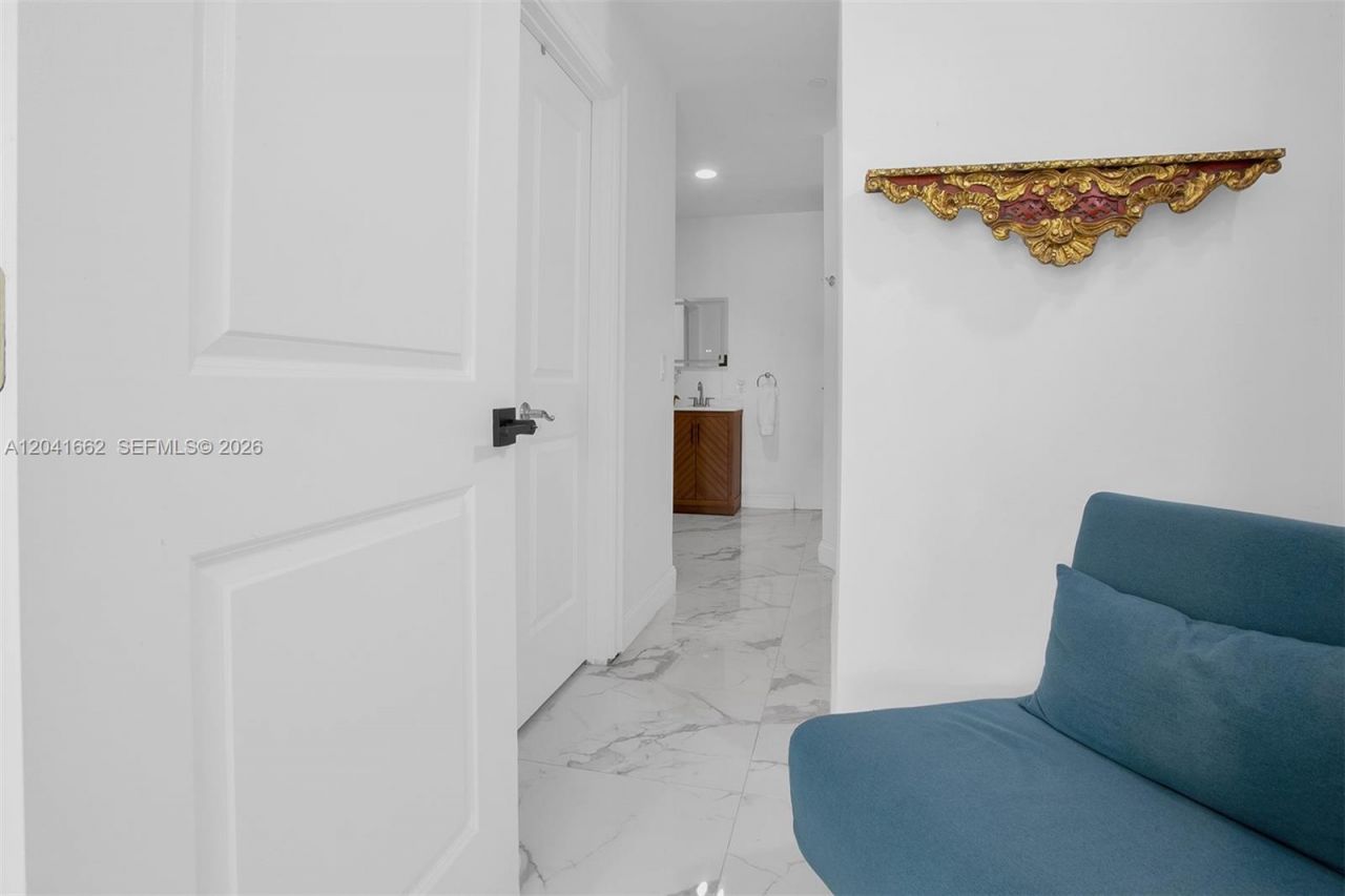 16101 Emerald Estates Dr , Unit 155, Weston, FL 33331 Photo