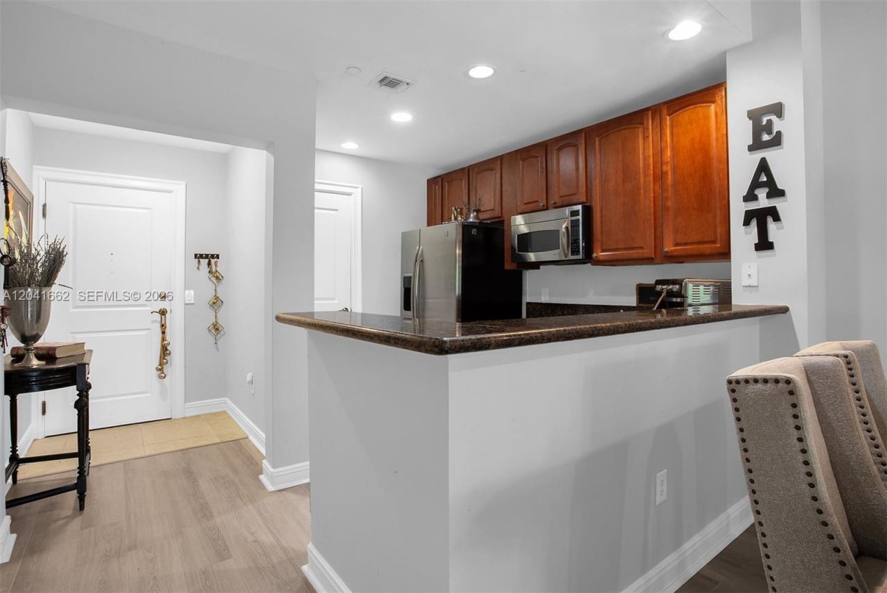 16101 Emerald Estates Dr , Unit 155, Weston, FL 33331 Photo