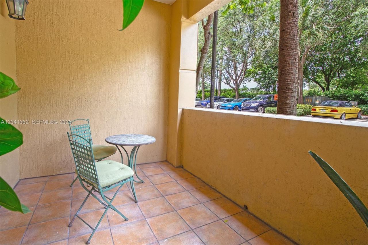 16101 Emerald Estates Dr , Unit 155, Weston, FL 33331 Photo