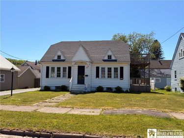 328 Hall Avenue, Jamestown, NY 14701