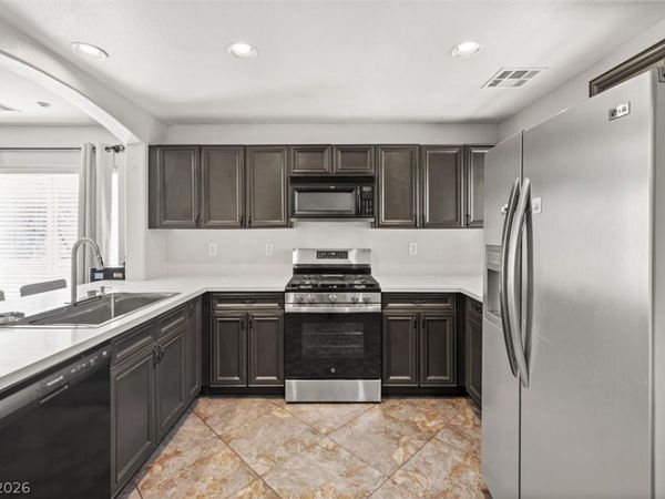 9156 Point Lace Court , Las Vegas, NV 89149