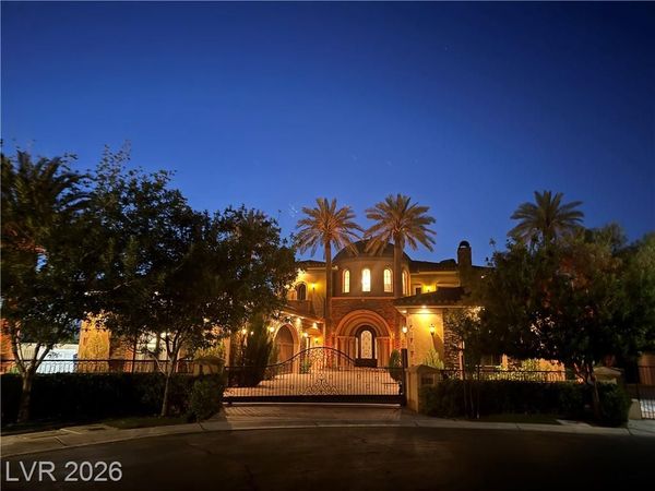 1800 Amarone Way, Henderson, NV 89012