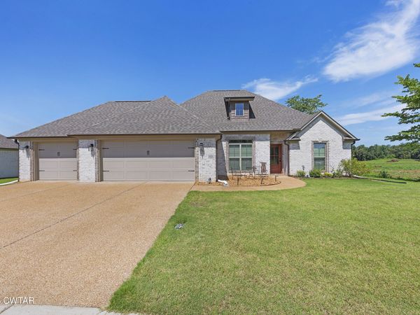 123 Garrison Drive , Jackson, TN 38305