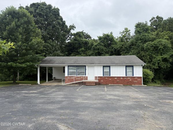 1747 N Royal Street , Jackson, TN 38305
