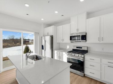 6192 205th Street N, Forest Lake, MN 55025