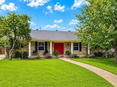 11152 Carissa Drive, Dallas, TX 75218