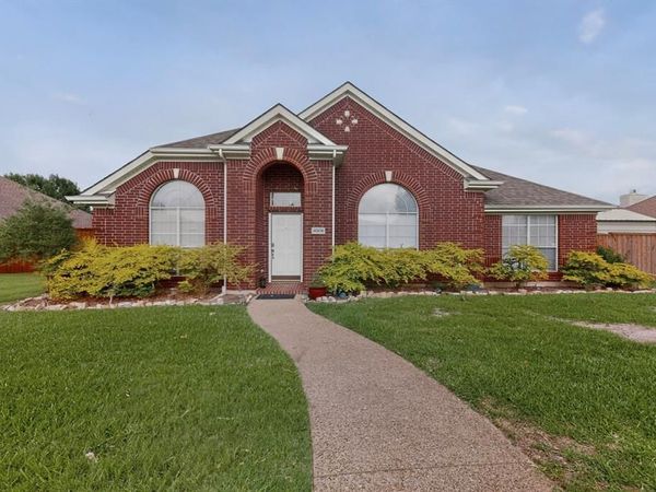 4006 Watersedge Drive, Rowlett, TX 75088