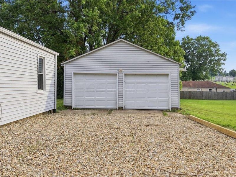 11 Oak Drive, Mount Vernon, OH 43050 Photo 23