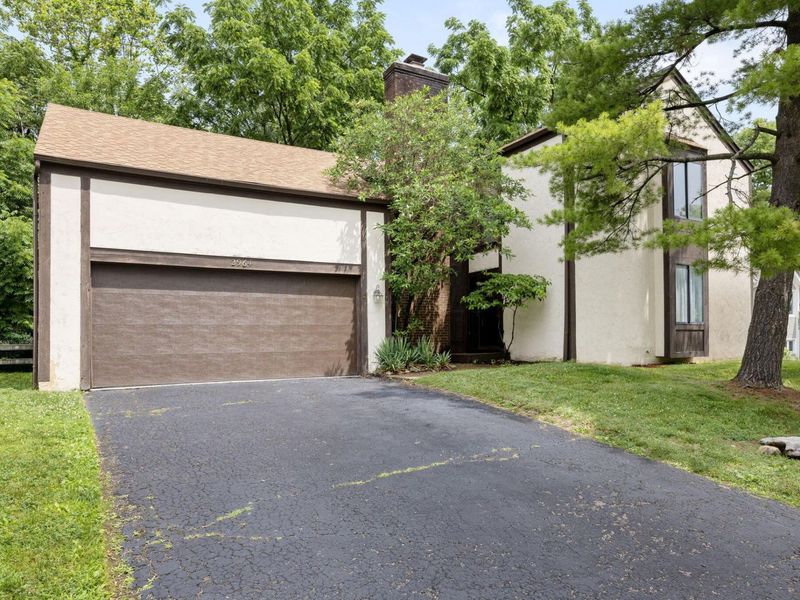 2964 Heatherleaf Way, Columbus, OH 43231 Photo 3