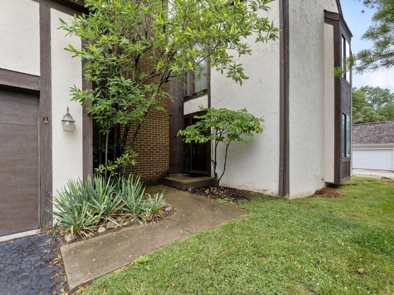 2964 Heatherleaf Way, Columbus, OH 43231 Photo 4