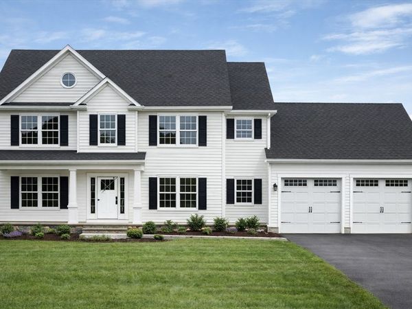 171 Burrage Street, Lunenburg, MA 01462