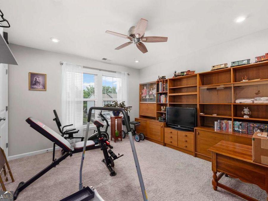 Property Image 37