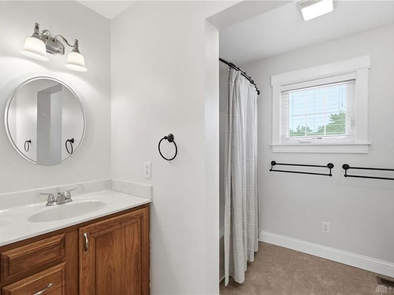 2425 Delta Avenue, Kettering, OH 45419 Photo 32