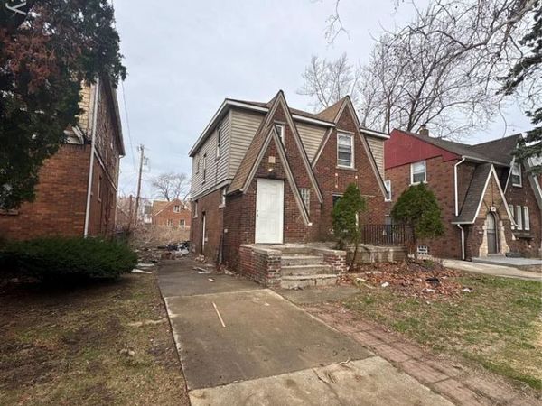 15343 Whitcomb Street, Detroit, MI 48227
