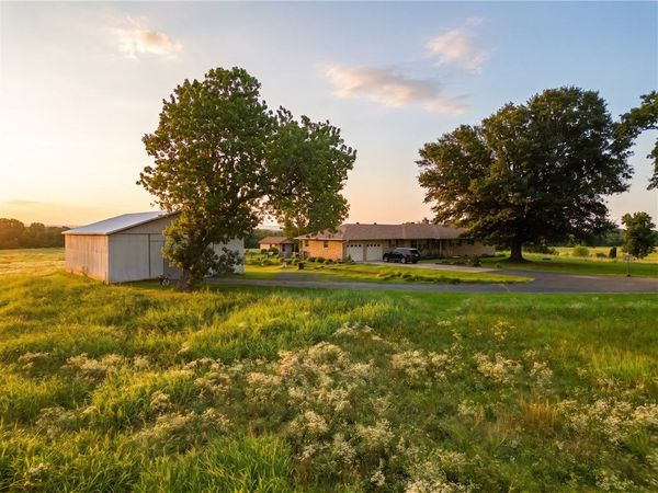 200 Kibler Highway , Alma, AR 72921
