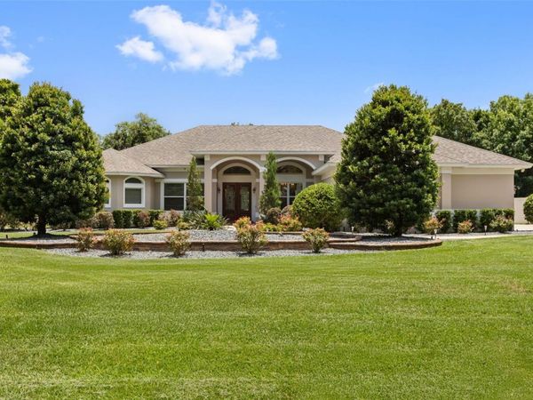 15900 ACORN CIRCLE , TAVARES, FL 32778