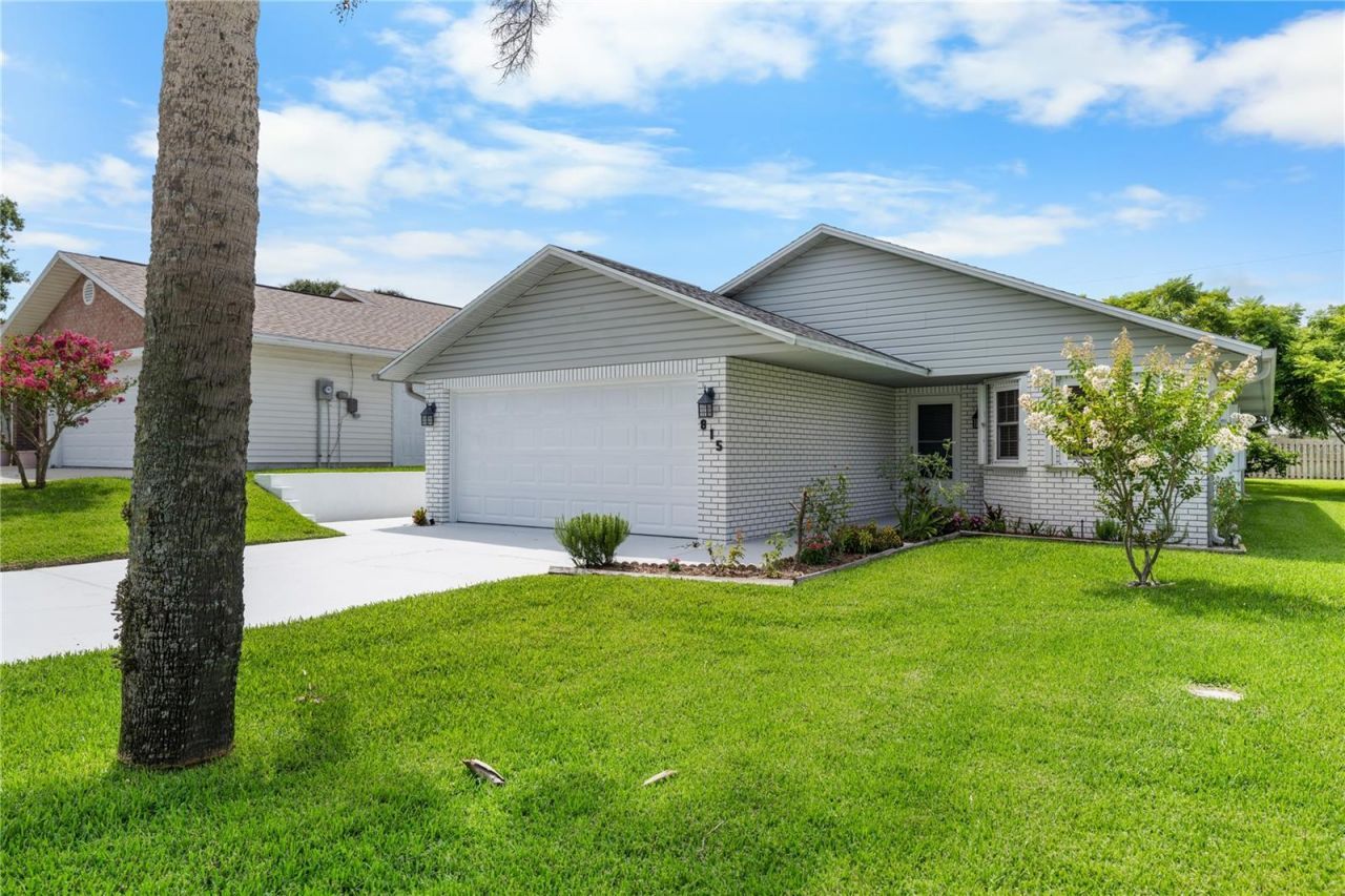 815 E 23rd Avenue , New Smyrna Beach, FL 32169 Photo