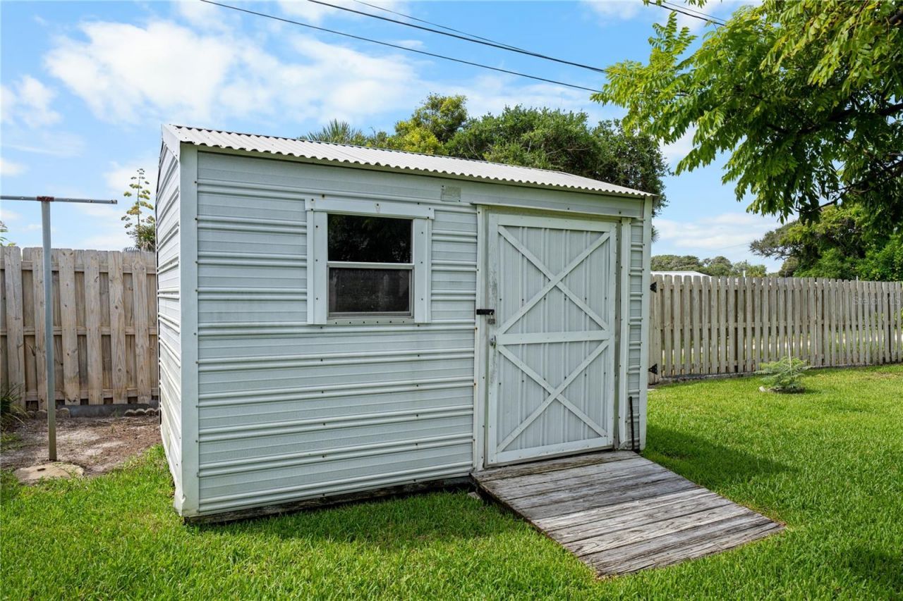815 E 23rd Avenue , New Smyrna Beach, FL 32169 Photo