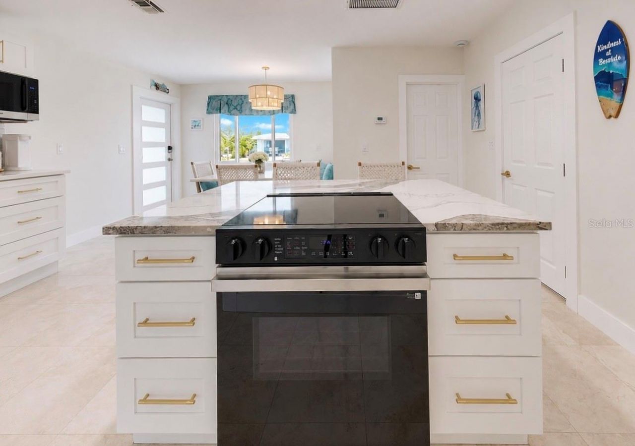 480 S Bayshore Drive , Madeira Beach, FL 33708 Photo