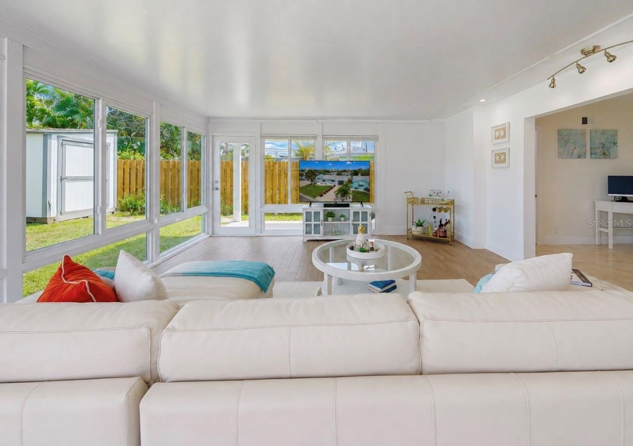 480 S Bayshore Drive , Madeira Beach, FL 33708 Photo