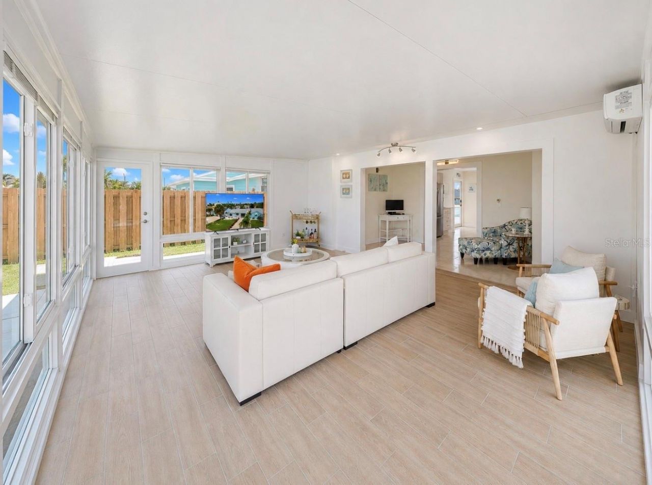 480 S Bayshore Drive , Madeira Beach, FL 33708 Photo