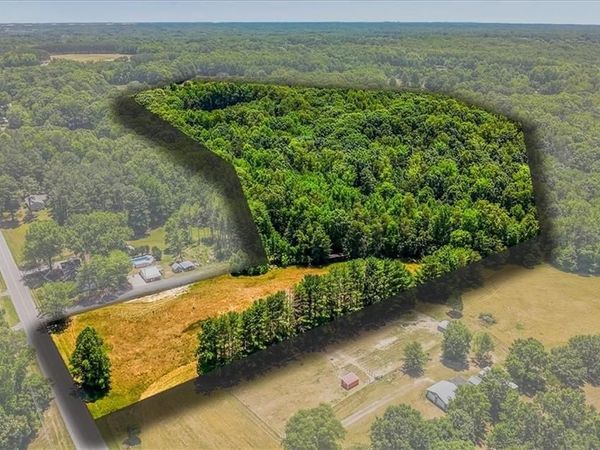 8471 Linville Road, Oak Ridge, NC 27310