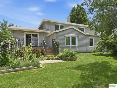 1218 S 164th Avenue, Omaha, NE 68130
