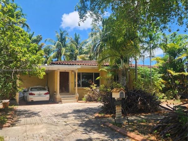 13365 NW 12th Ave, North Miami, FL 33168