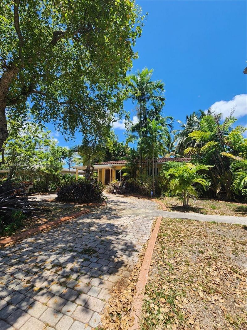13365 NW 12th Ave, North Miami, FL 33168 Photo