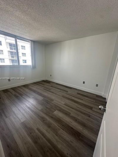 5091 NW 7th St , Unit 1008, Miami, FL 33126 Photo