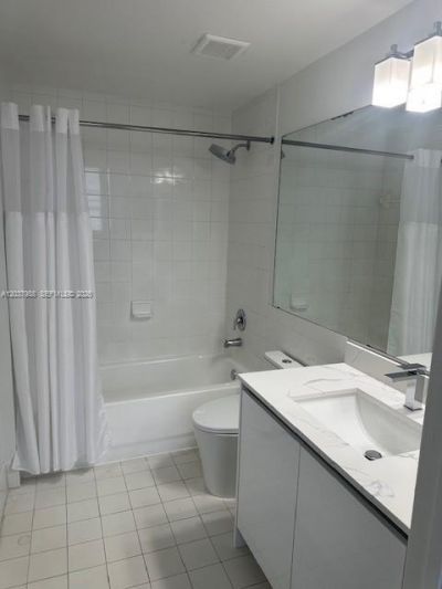 5091 NW 7th St , Unit 1008, Miami, FL 33126 Photo