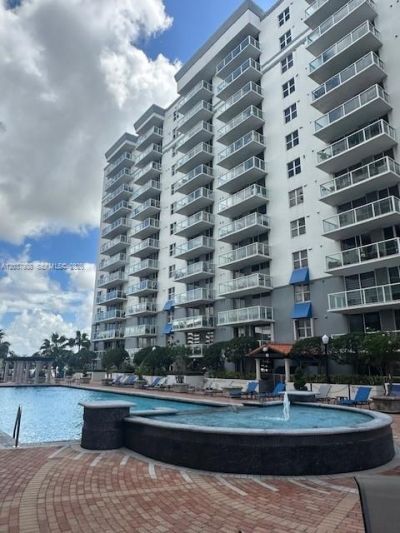 5091 NW 7th St , Unit 1008, Miami, FL 33126 Photo
