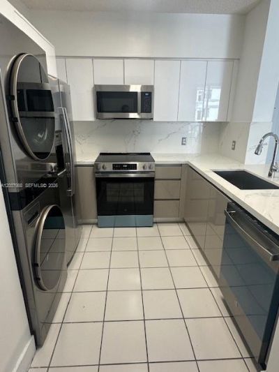 5091 NW 7th St , Unit 1008, Miami, FL 33126 Photo