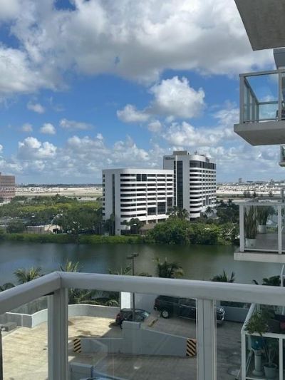 5091 NW 7th St , Unit 1008, Miami, FL 33126 Photo