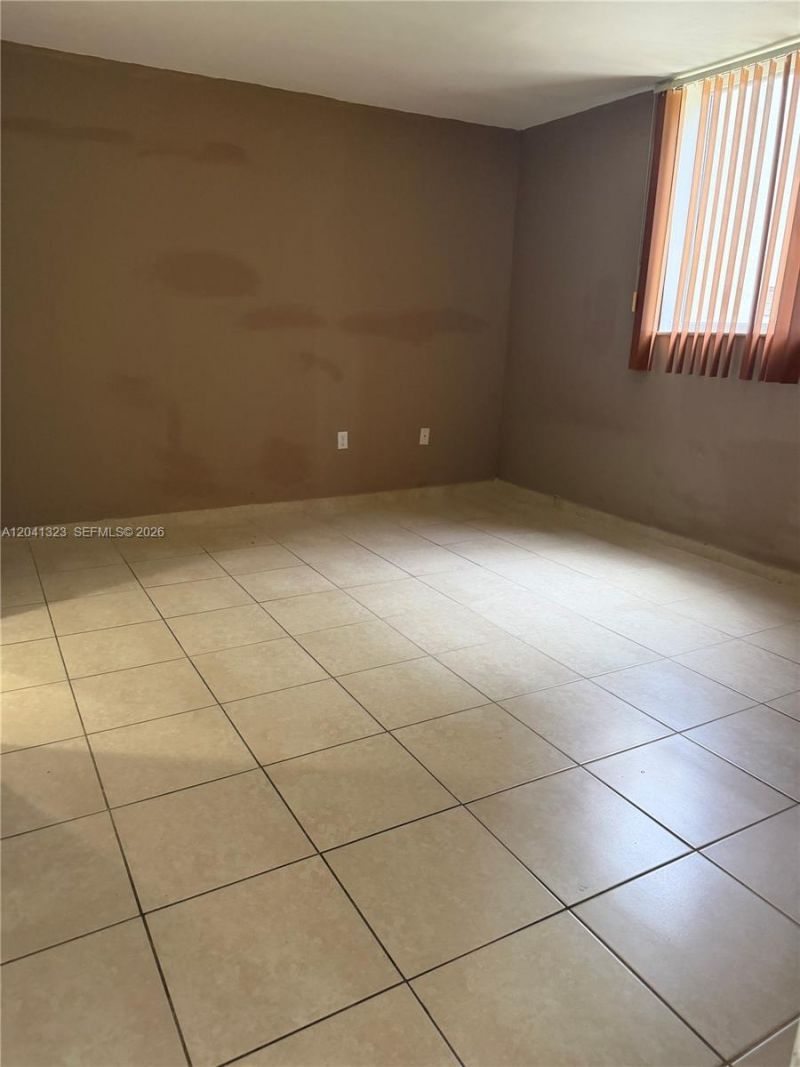 10090 NW 80th Ct , Unit 1241, Hialeah Gardens, FL 33016 Photo