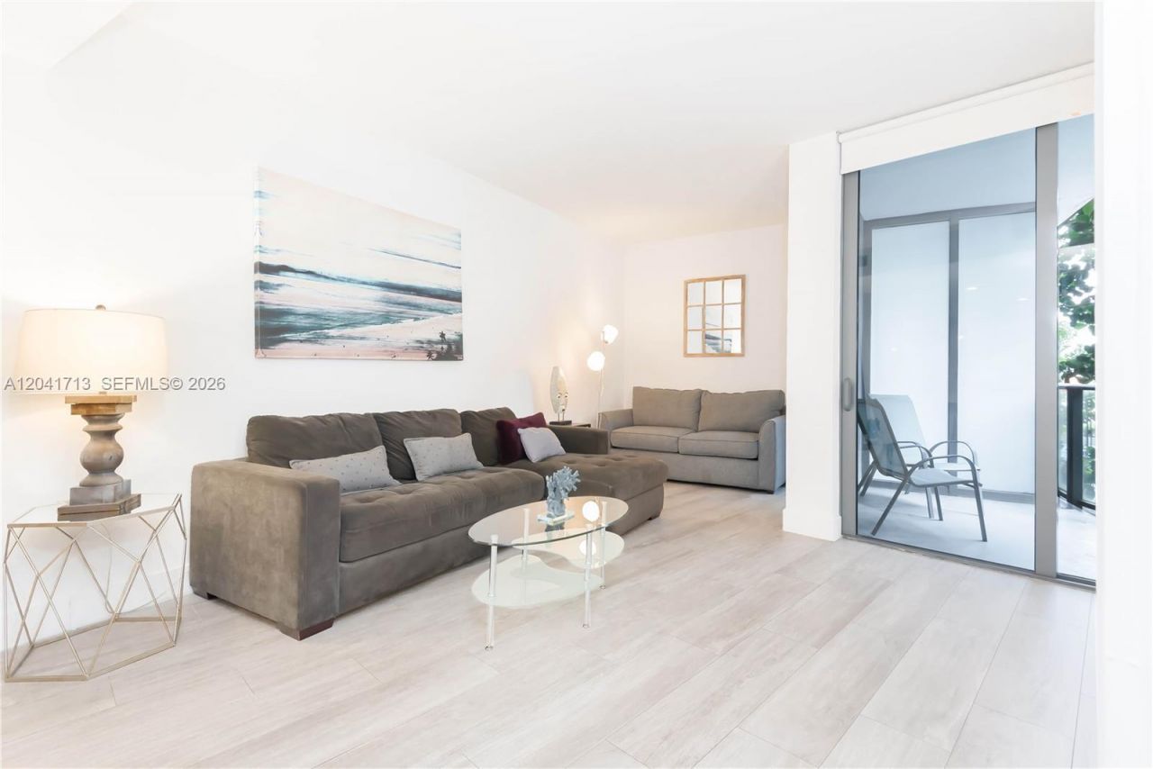 121 NE 34th St , Unit 814, Miami, FL 33137 Photo