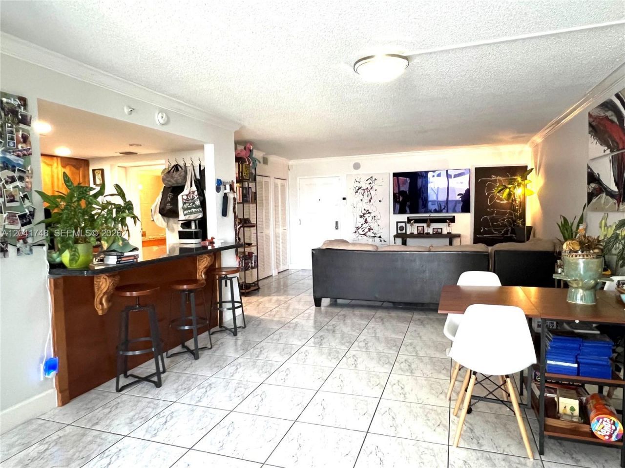 2401 Collins Ave , Unit 1009, Miami Beach, FL 33140 Photo