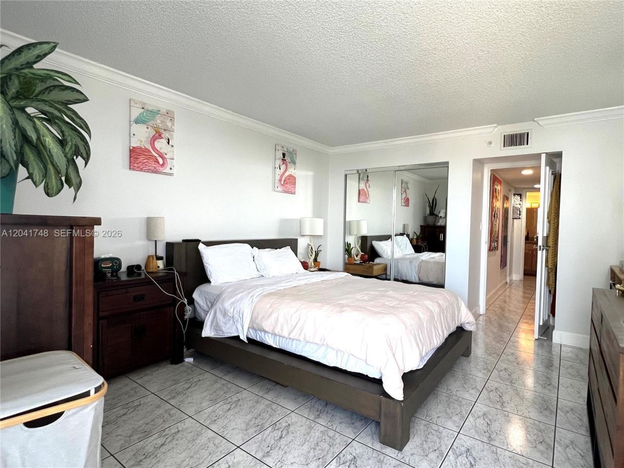 2401 Collins Ave , Unit 1009, Miami Beach, FL 33140 Photo
