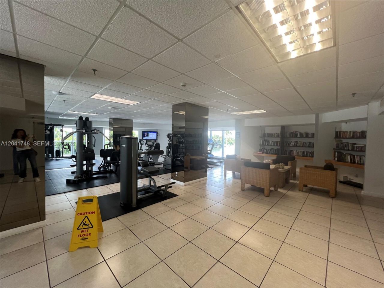 2401 Collins Ave , Unit 1009, Miami Beach, FL 33140 Photo