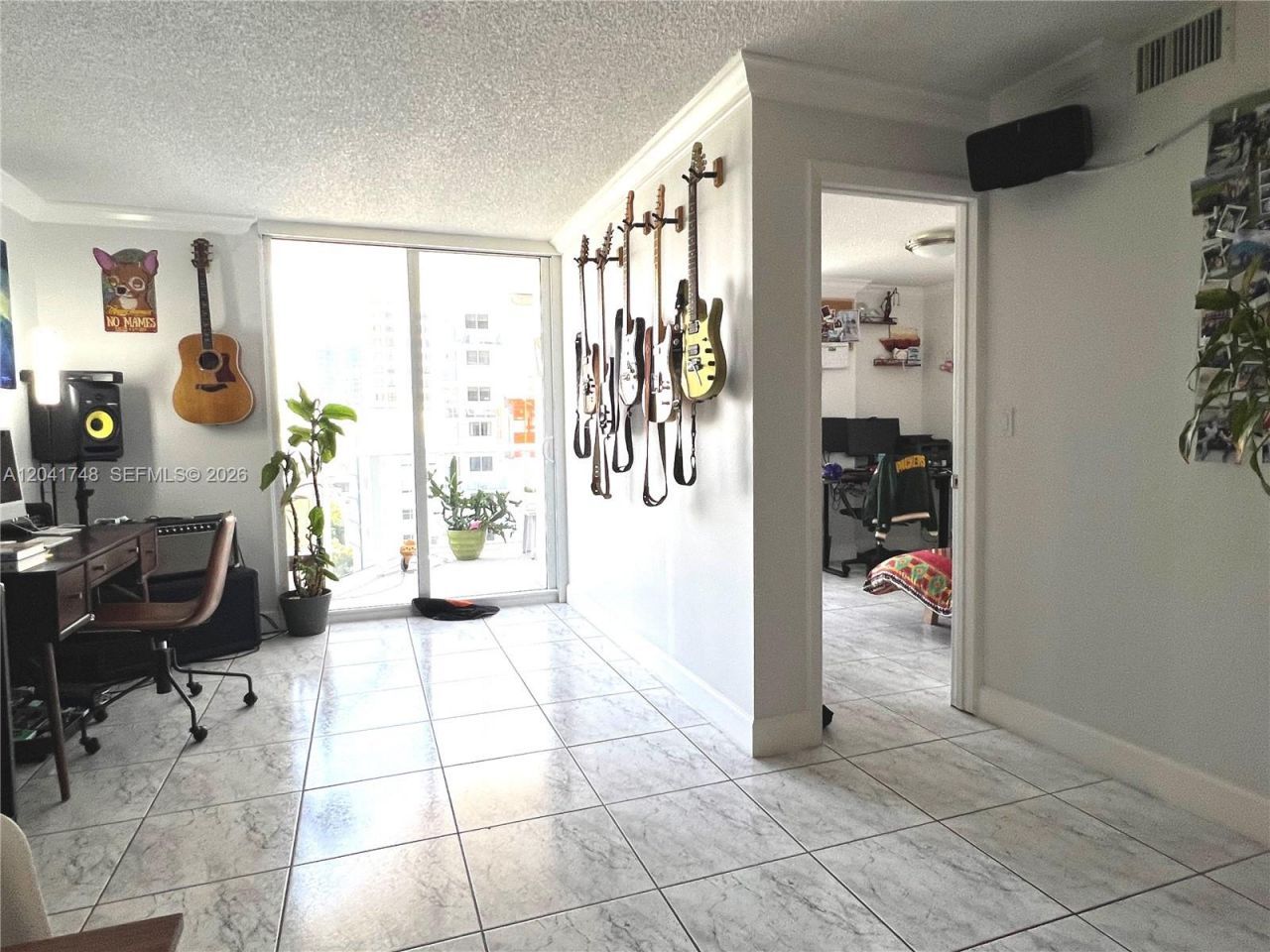 2401 Collins Ave , Unit 1009, Miami Beach, FL 33140 Photo