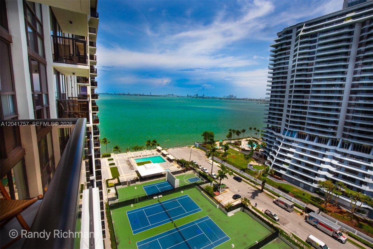600 NE 36th St, Unit PH3, Miami, FL 33137 Photo