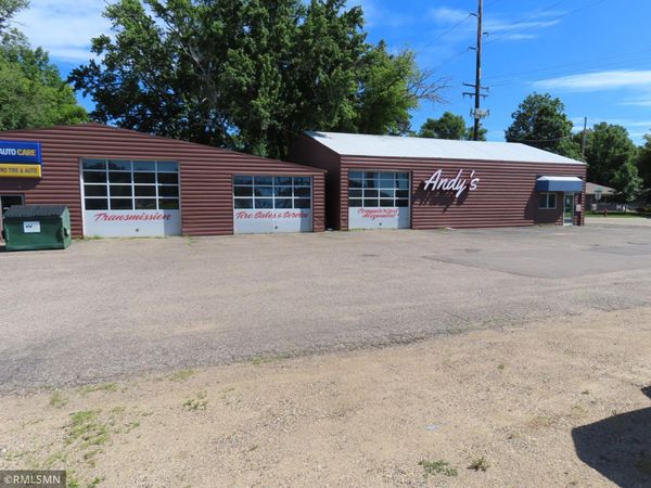 160 Poplar Avenue S, Annandale, MN 55302