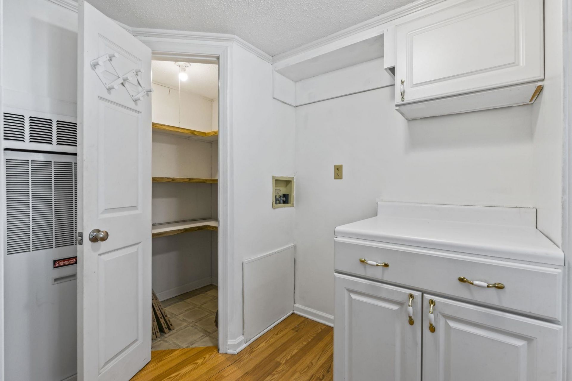 2402 Little River Neck Rd. Photo 12