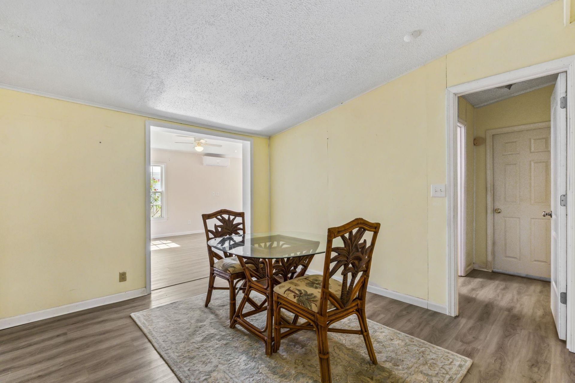 2402 Little River Neck Rd. Photo 15