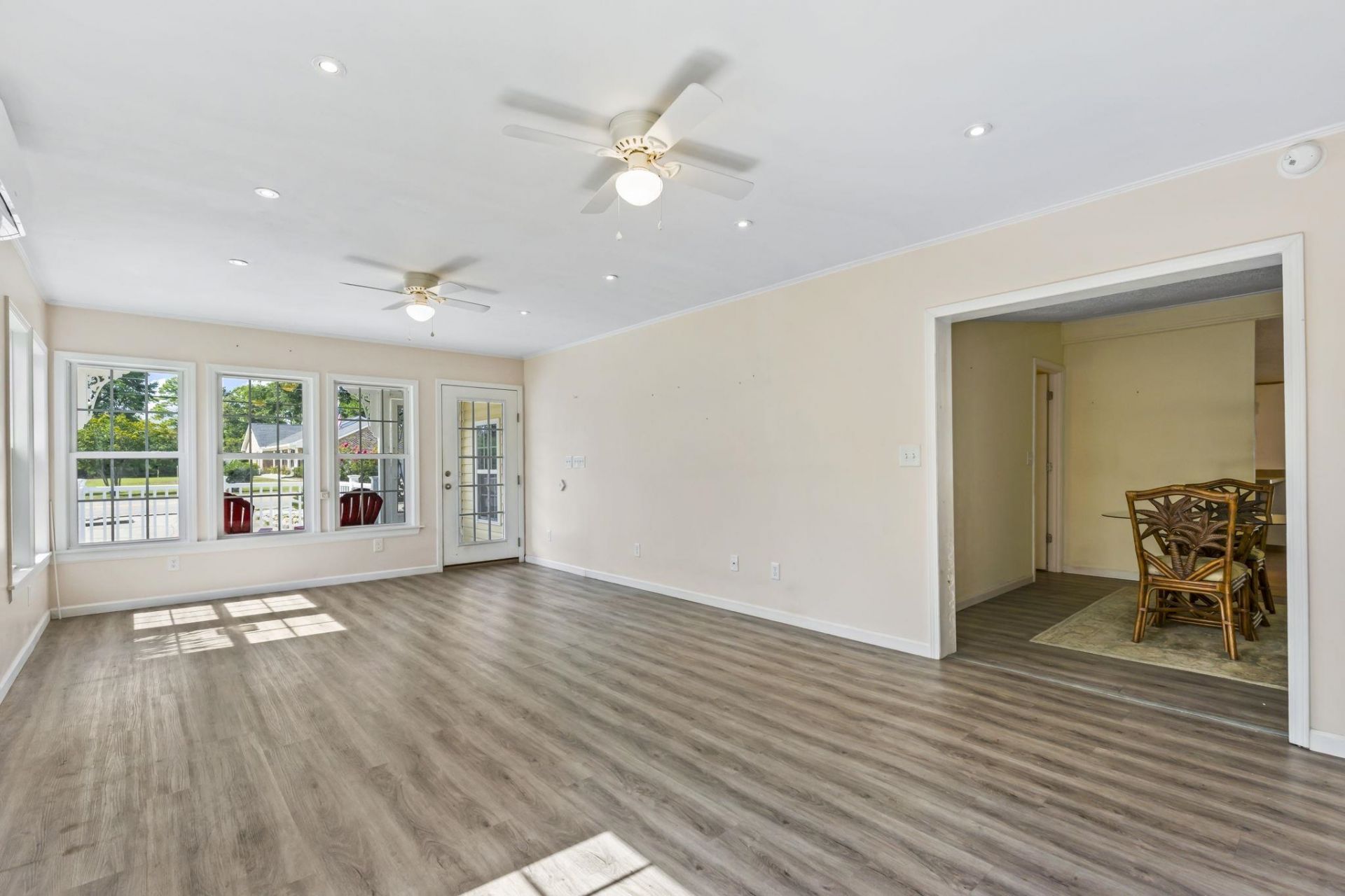 2402 Little River Neck Rd. Photo 18