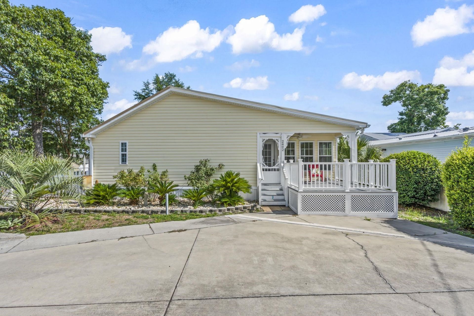 2402 Little River Neck Rd. Photo 2